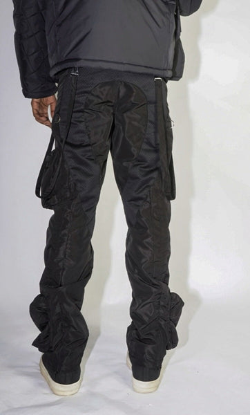 GR16:9 Nylon Trousers - Black